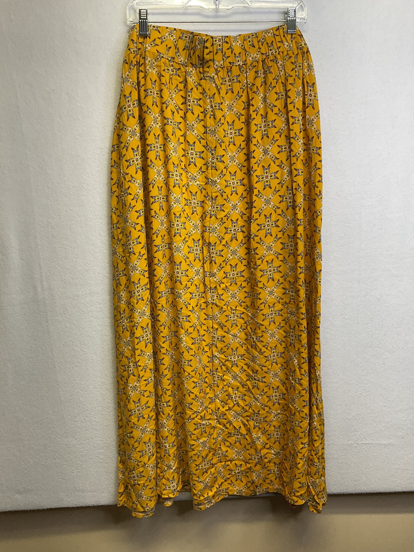 Skirt Maxi By Clothes Mentor In Yellow, Size:2X