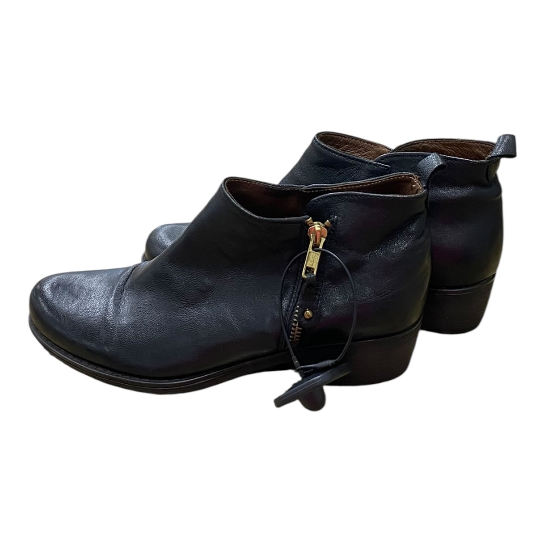 Boots Ankle Heels By Eric Michael London In Black, Size:6.5