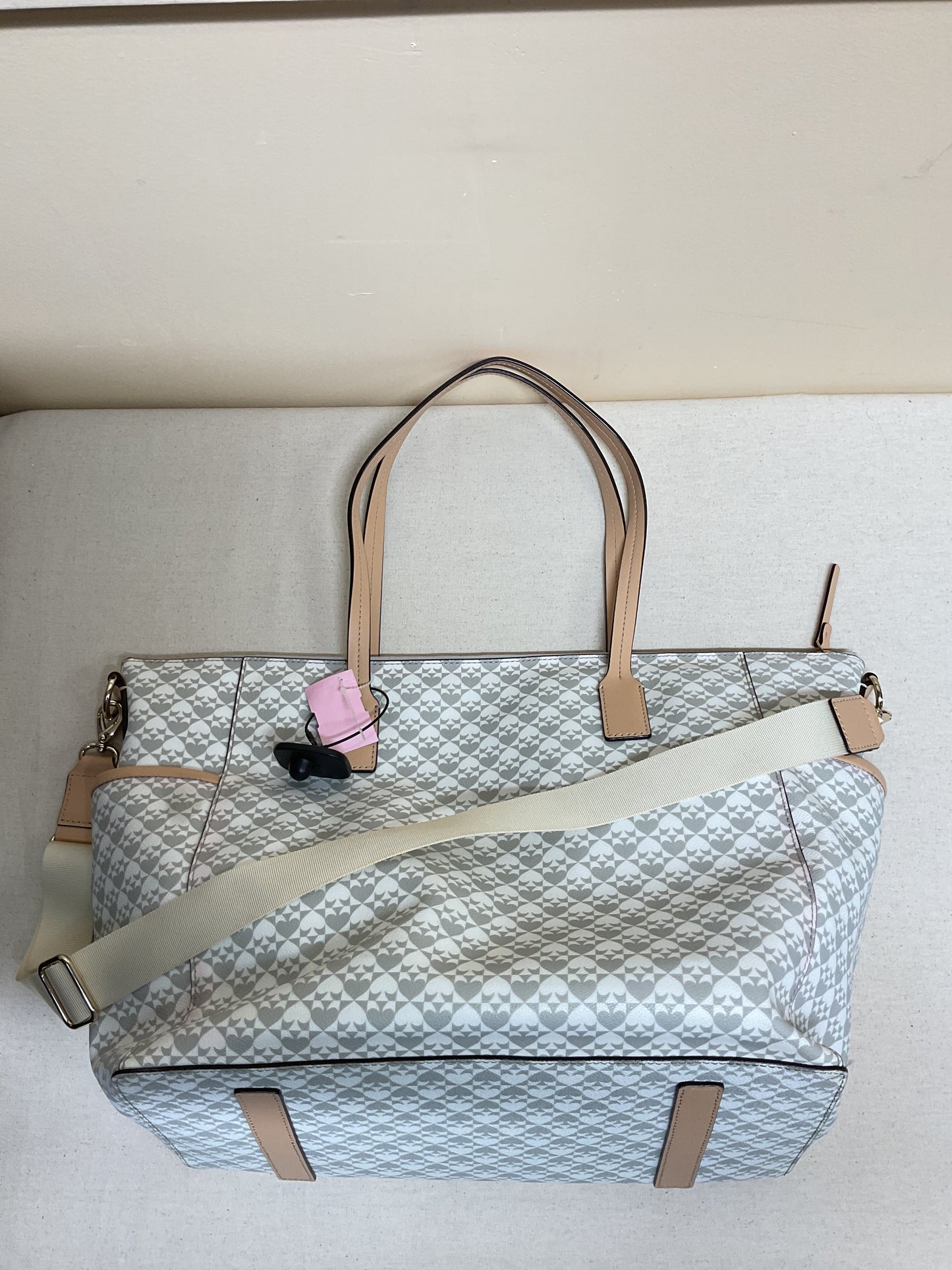 Diaper Bag Designer By Kate Spade In Grey & White, Size:Large