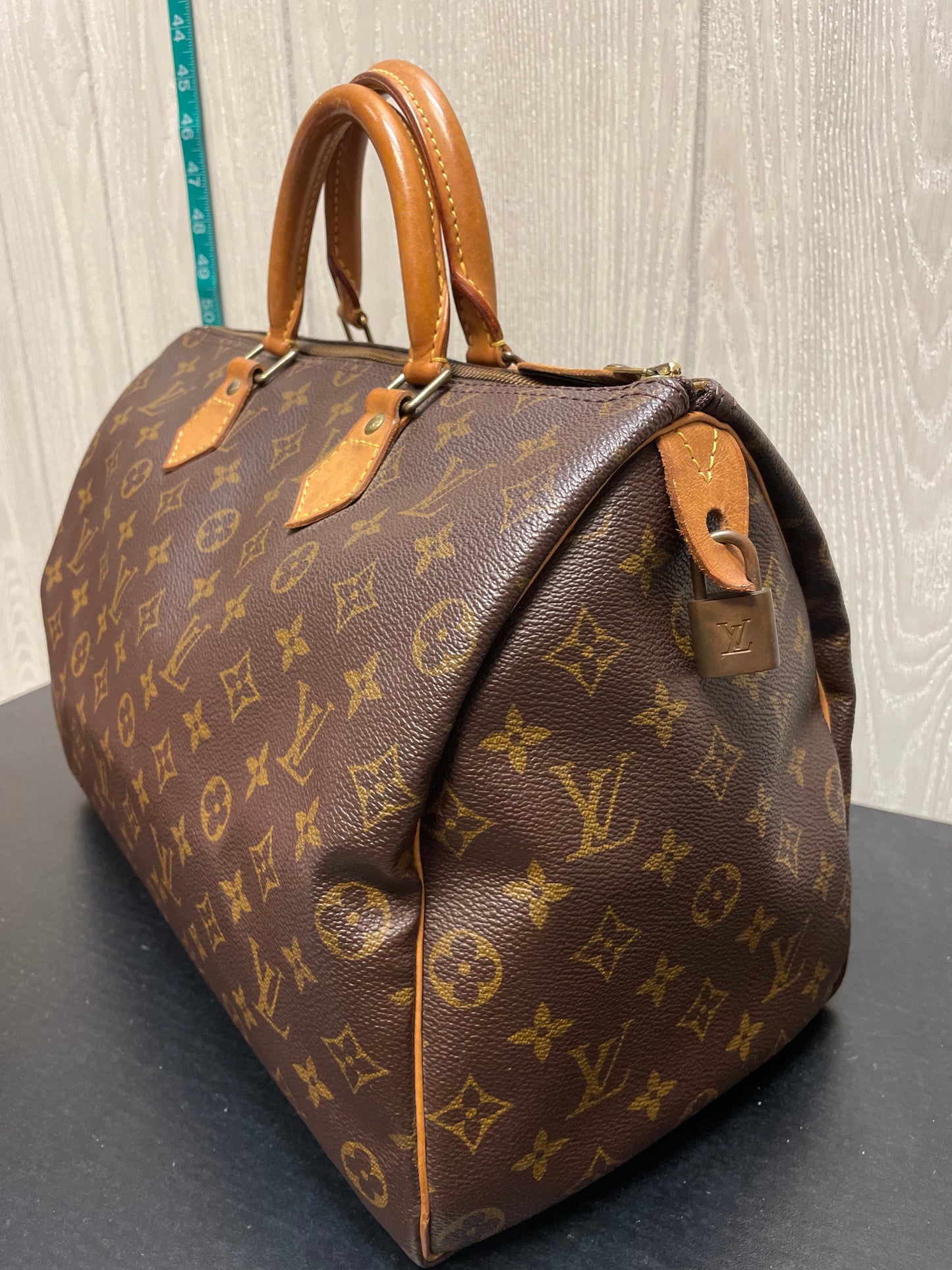 HANDBAG LUXURY DESIGNER by LOUIS VUITTON In BROWN, Size: MEDIUM