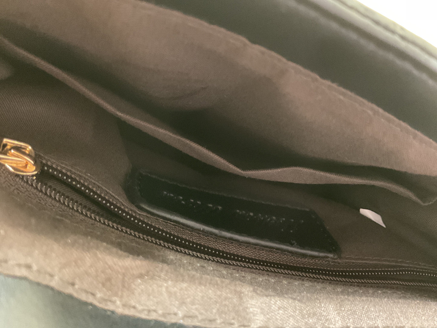 Handbag By Clothes Mentor In Black & Gold, Size:Small -as is