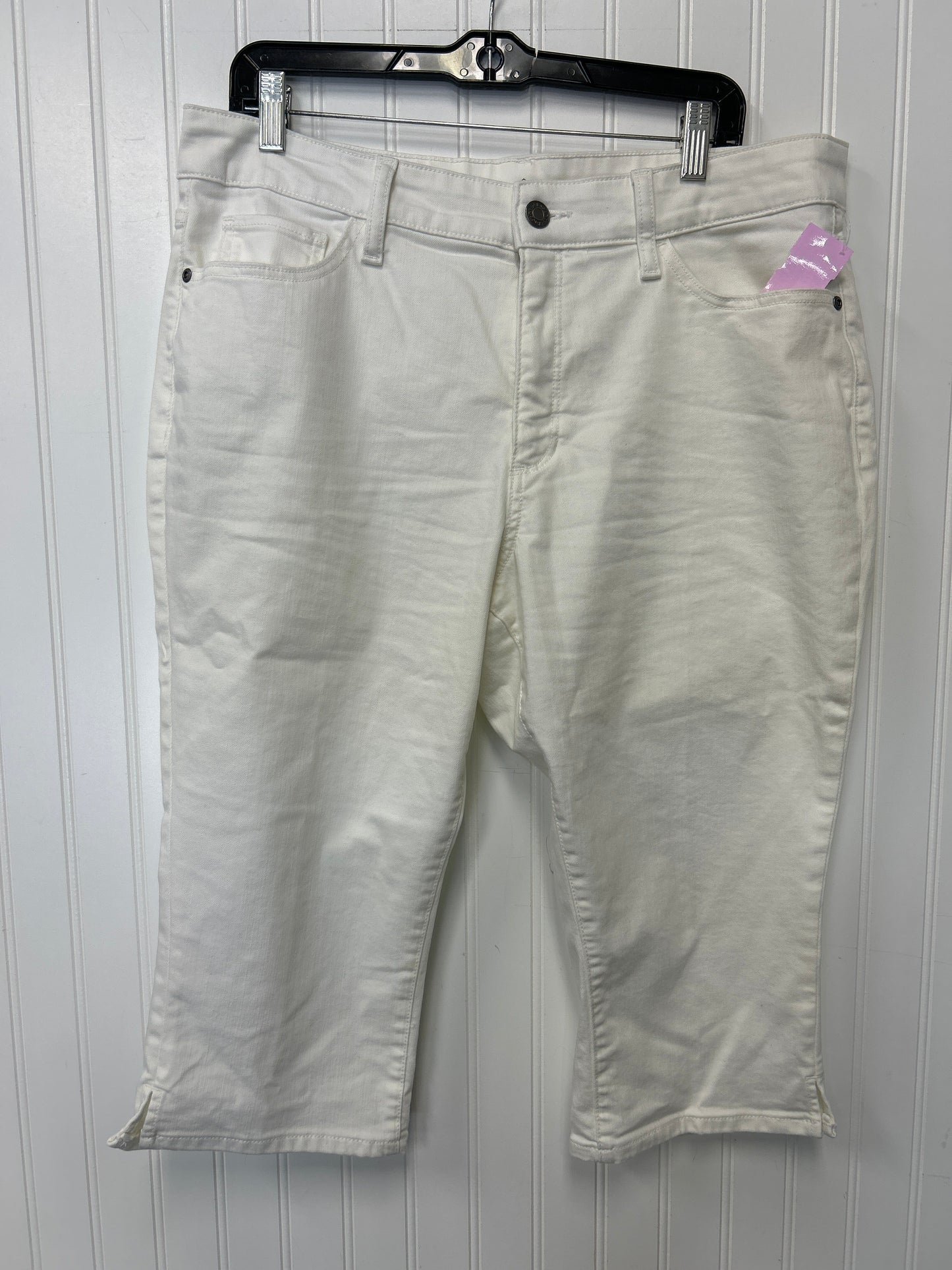 Capris By Cmc In White, Size:16