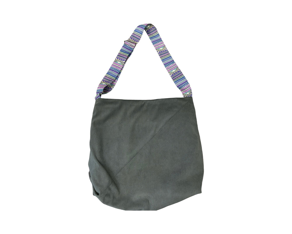 Tote By Clothes Mentor In Green, Size:Large