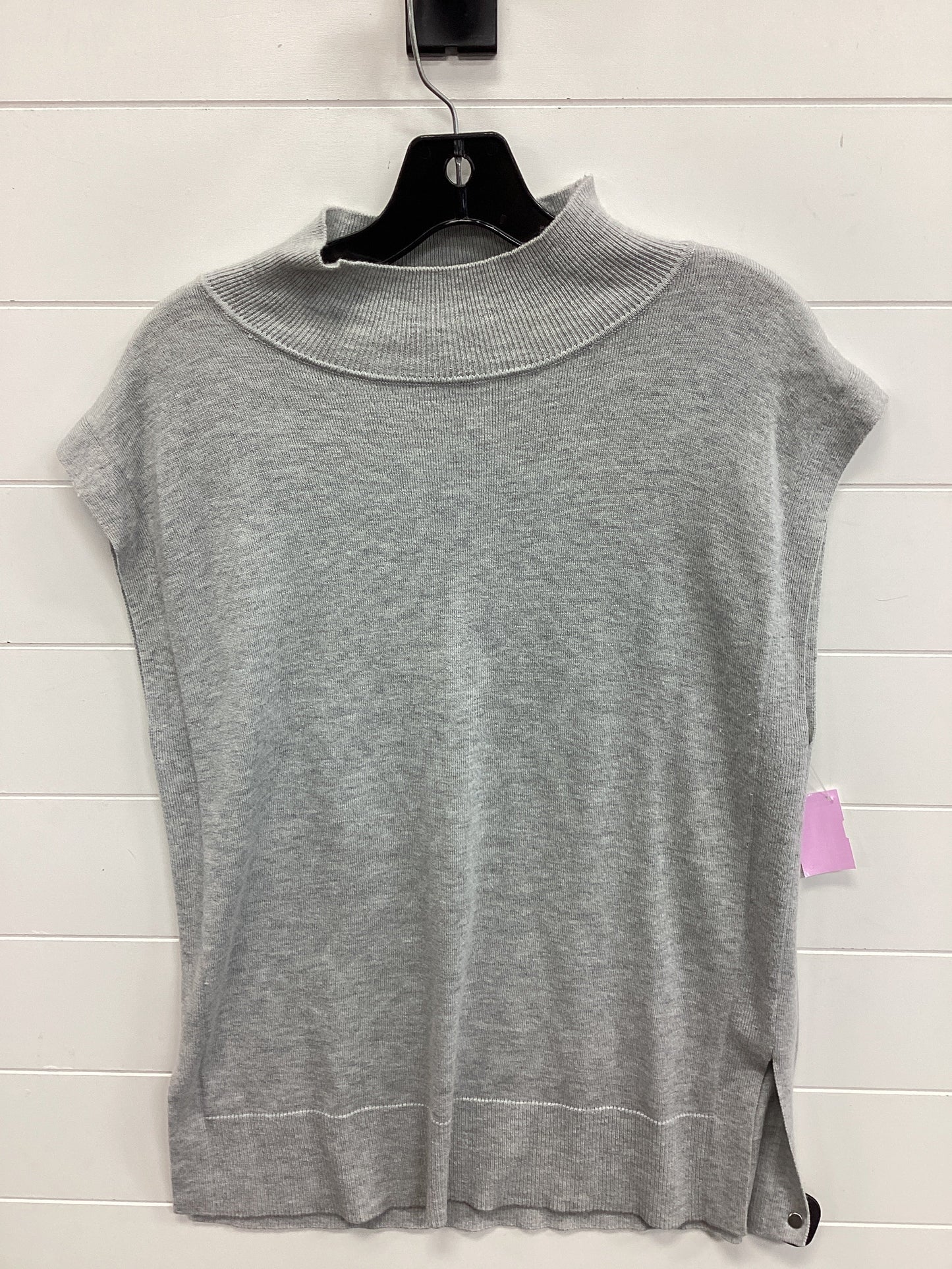 Top Ss By Banana Republic In Grey, Size:S