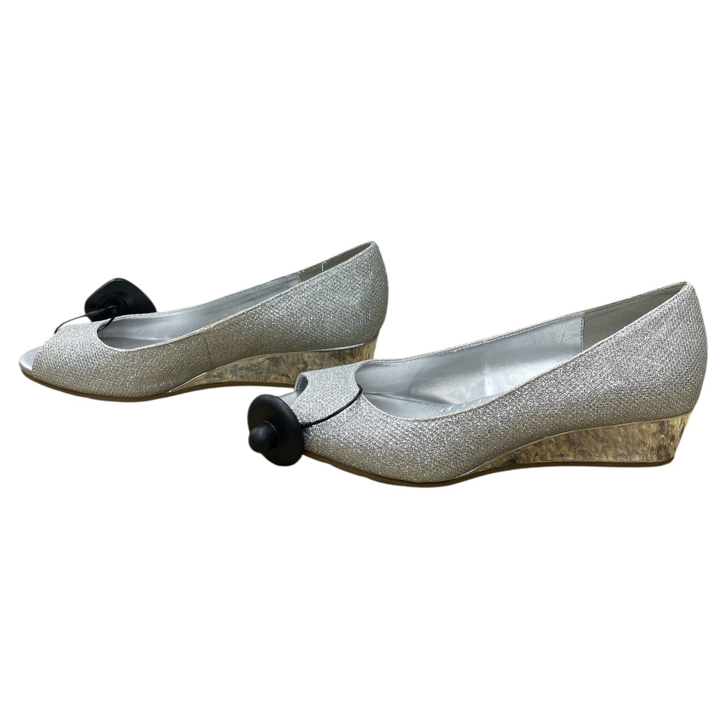 Shoes Heels Wedge By Bandolino In Silver, Size:7.5