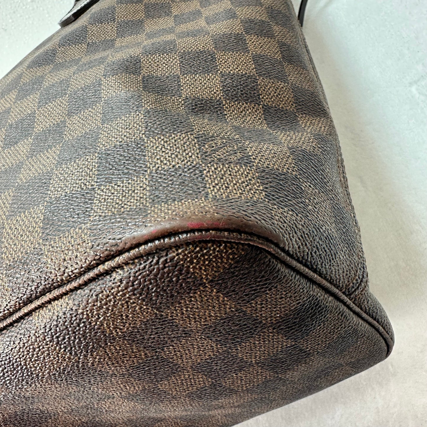 Handbag Luxury Designer By Louis Vuitton, Size: Large