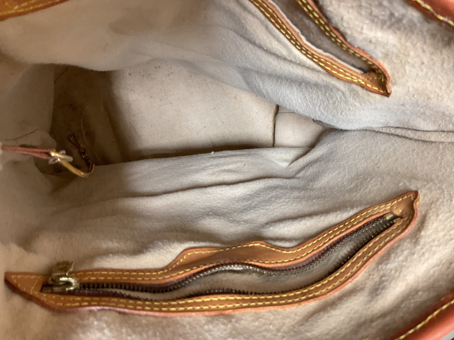 Handbag Luxury Designer By Louis Vuitton In Brown, Size:Large