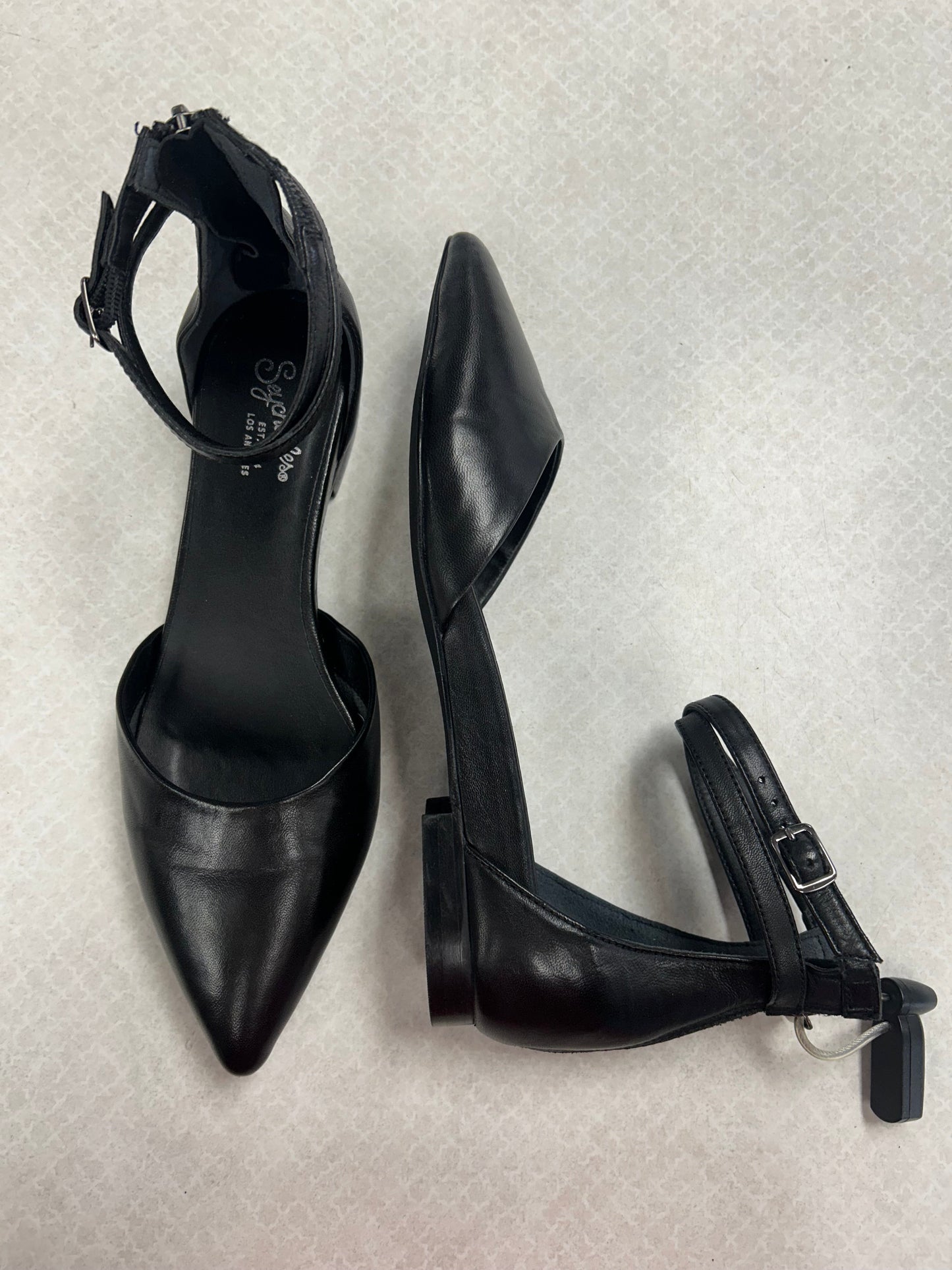 Shoes Flats By Seychelles In Black, Size:9