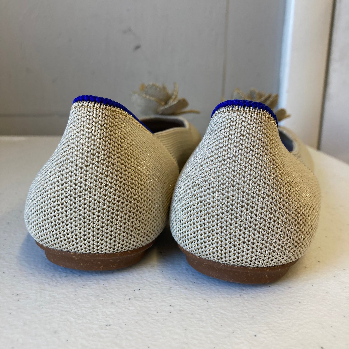 Shoes Flats By Rothys In Gold, Size:9.5