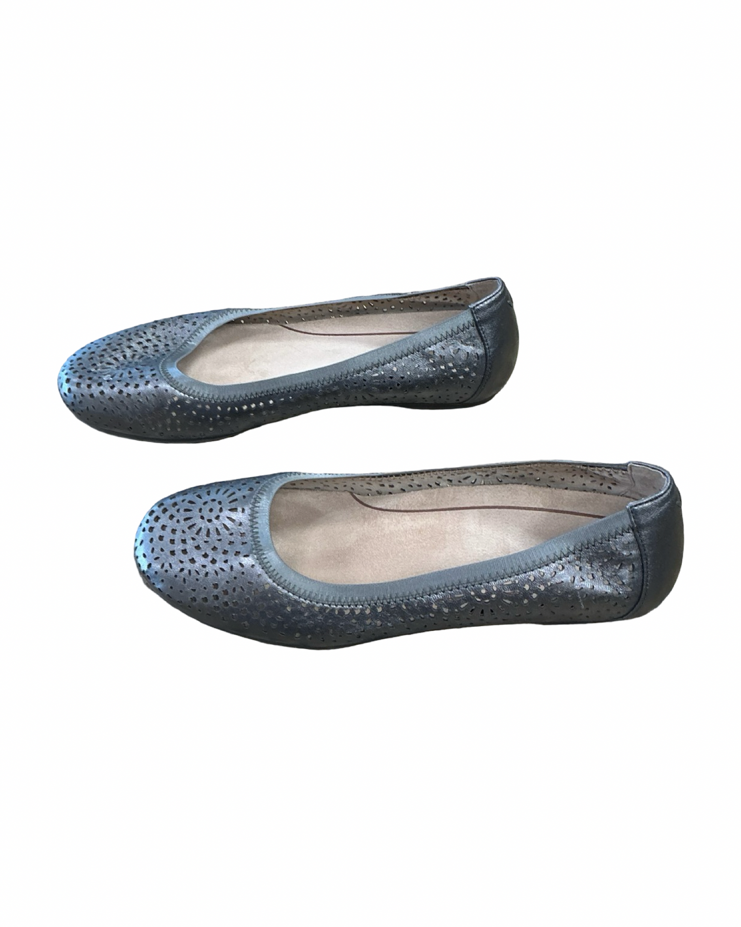 Shoes Flats By Vionic In Silver, Size:8.5