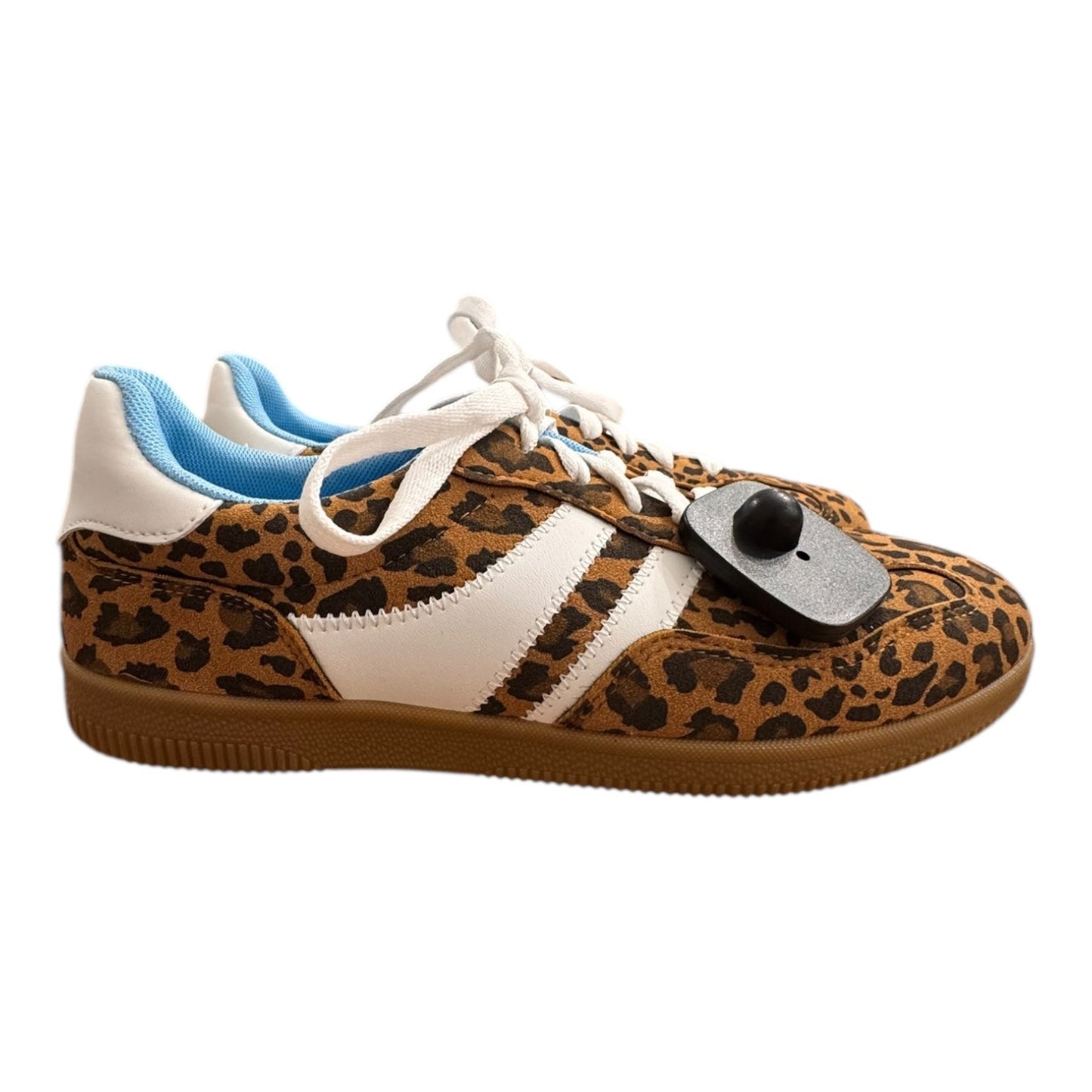 Shoes Athletic By Clothes Mentor In Animal Print, Size:9