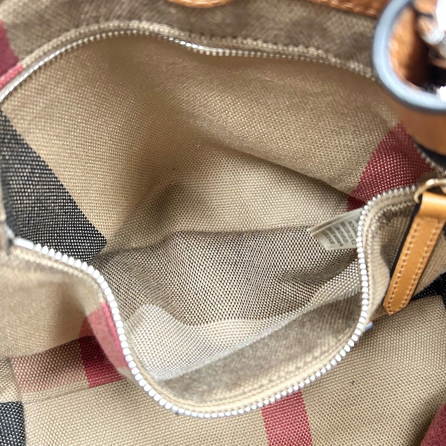 Crossbody Luxury Designer By Burberry, Size: Medium