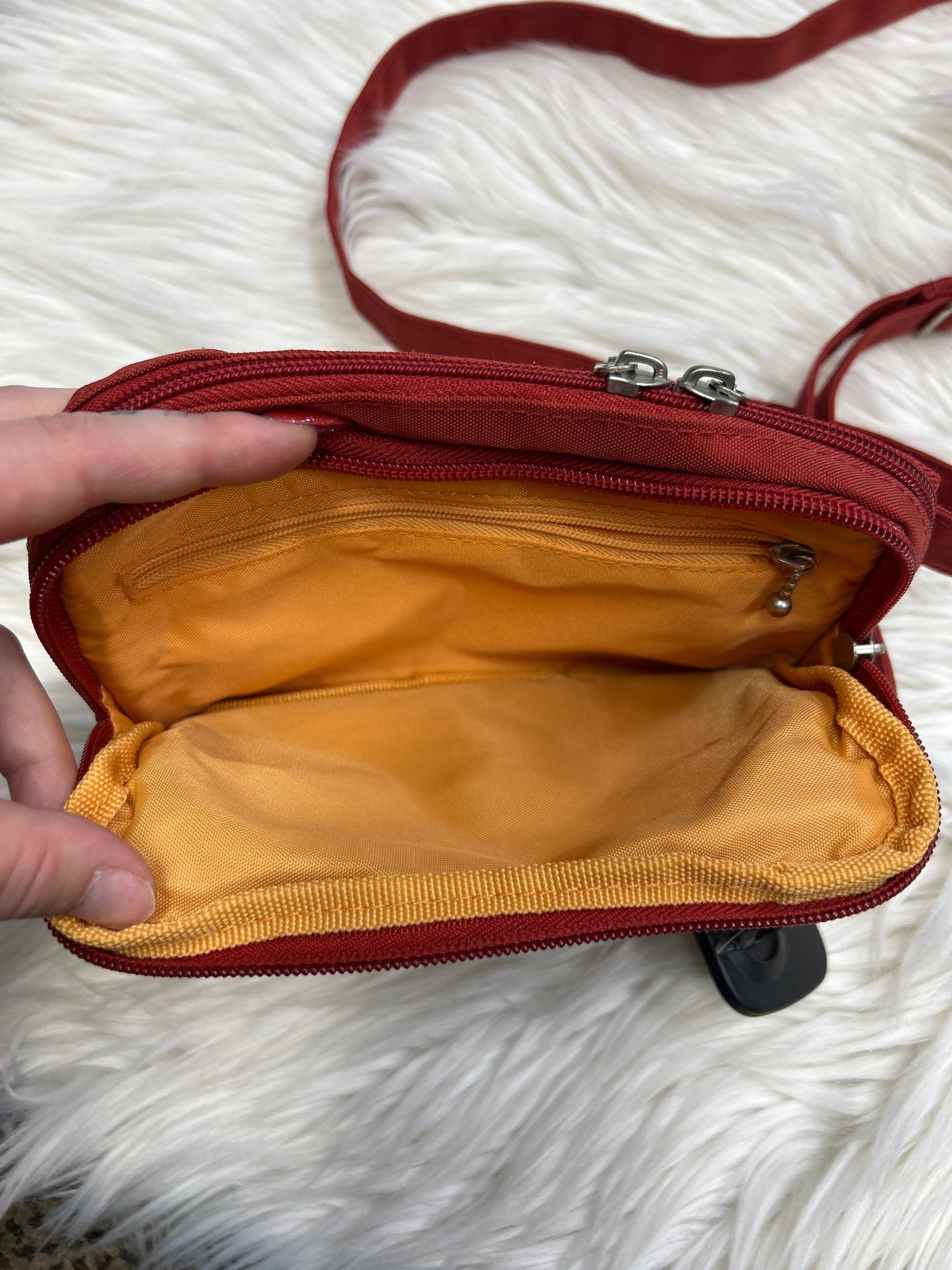 Handbag By Baggallini In Red, Size:Small