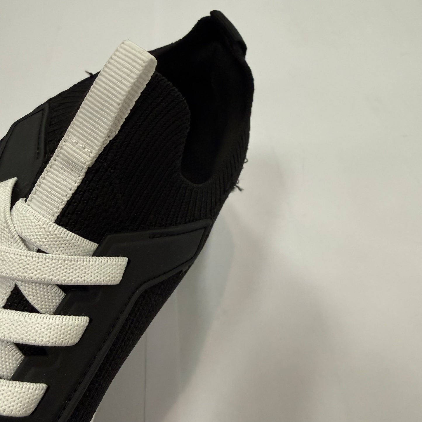 Shoes Athletic By Calvin Klein In Black, Size: 8