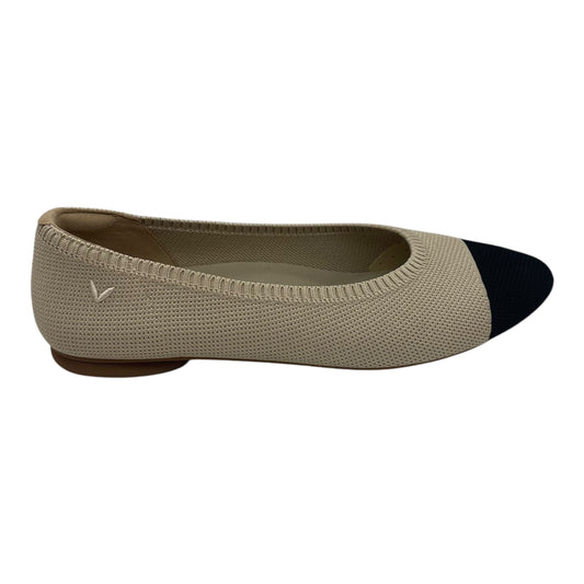 Shoes Flats By Cma In Black & Tan, Size:9.5