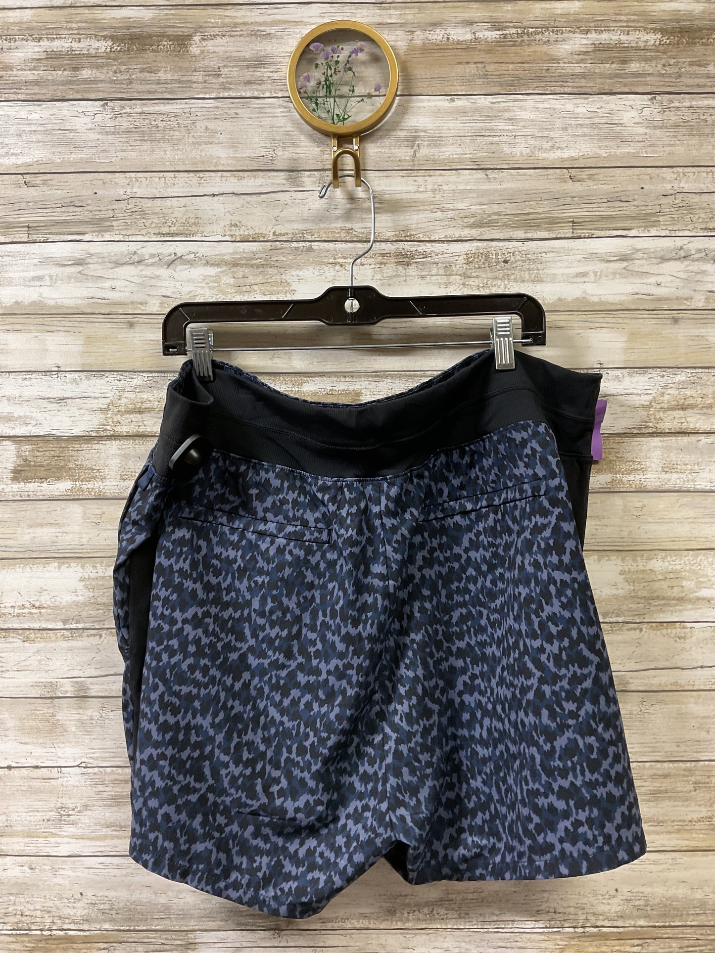 Athletic Shorts By Athleta In Black & Blue, Size:20