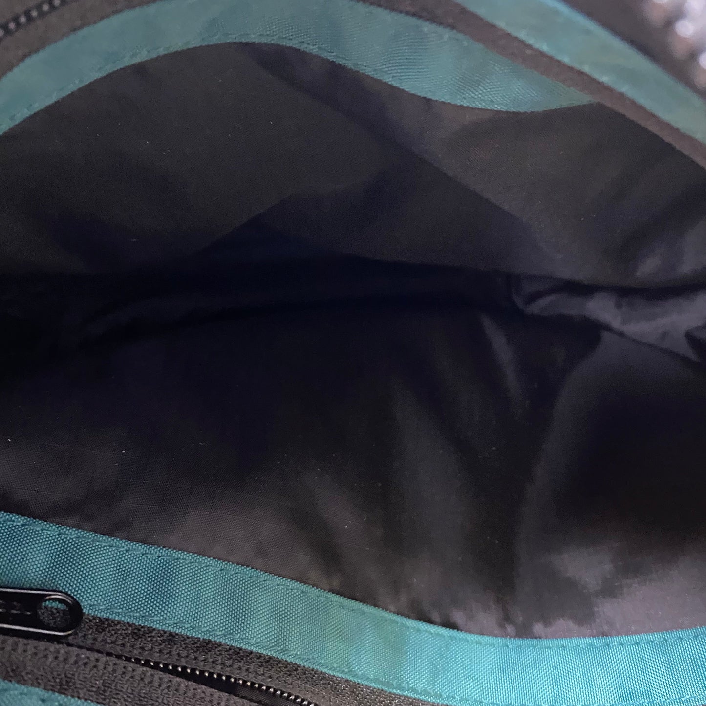 Handbag By Baggu, Size: Medium