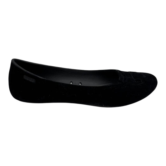 Shoes Flats By Crocs In Black, Size:10