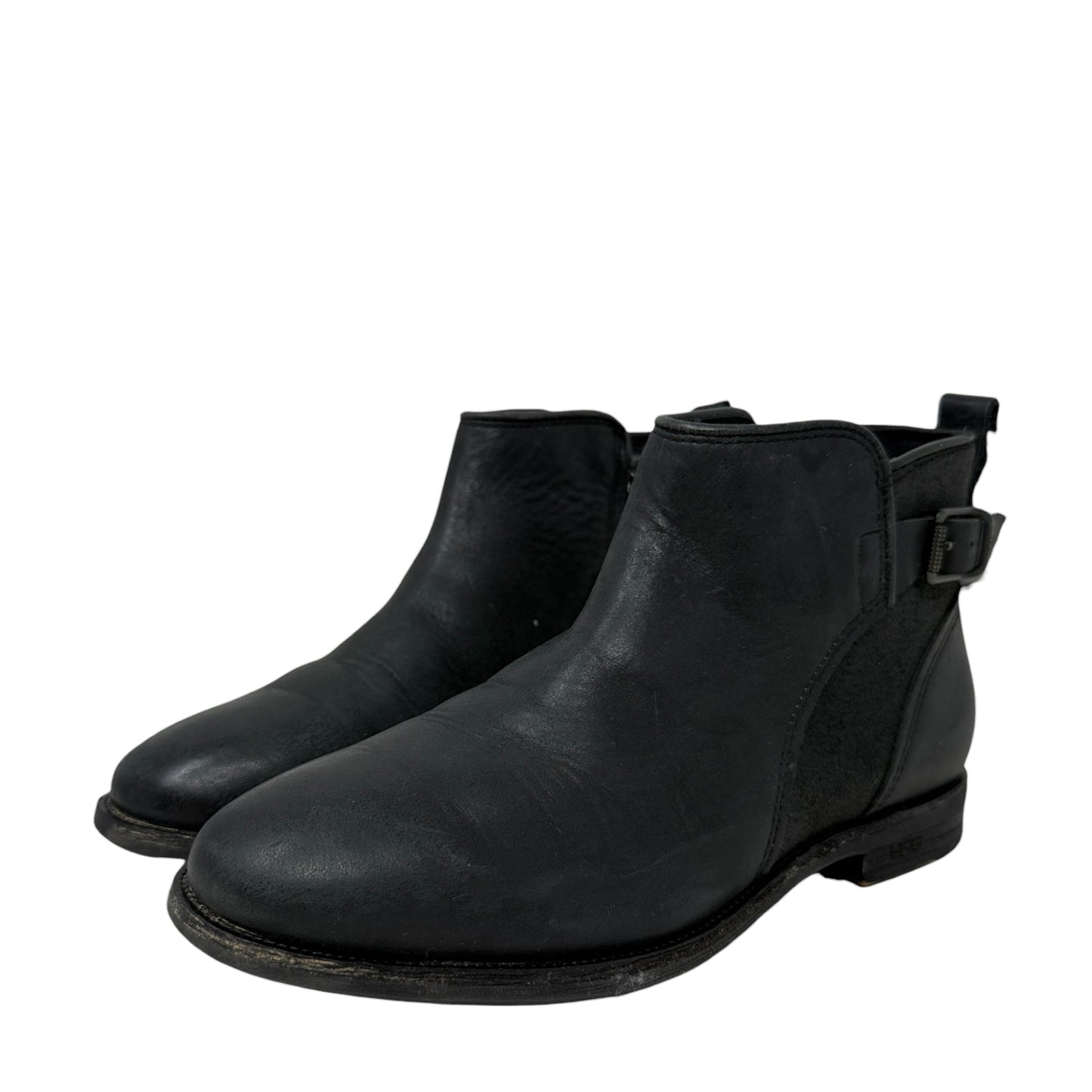 Demi Ankle Boots Designer By Ugg In Black, Size: 5