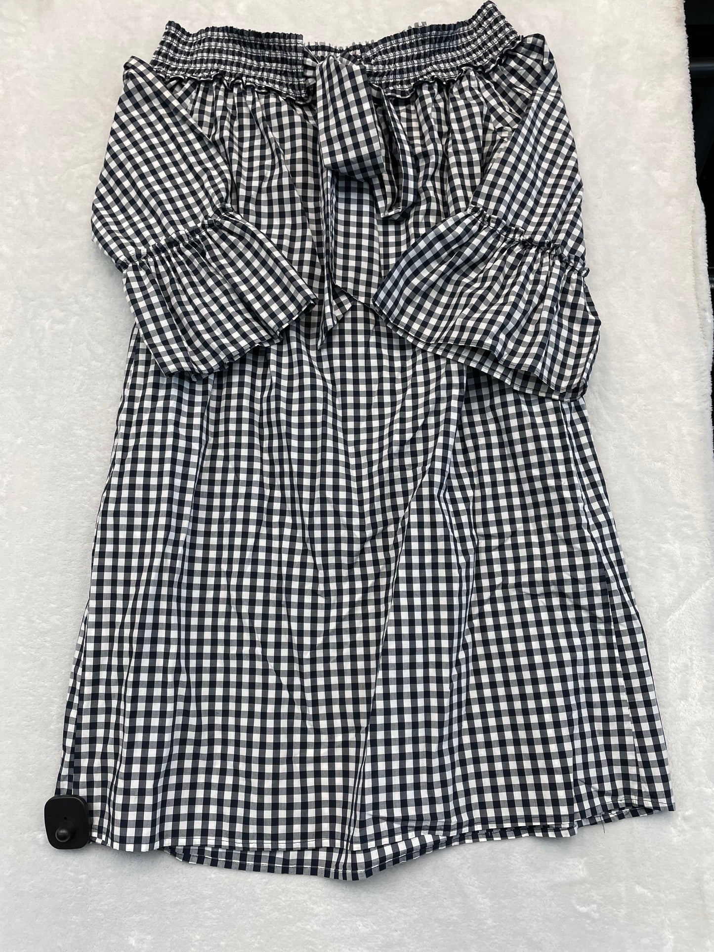 Dress Casual Short By Charter Club In Black & White, Size:M