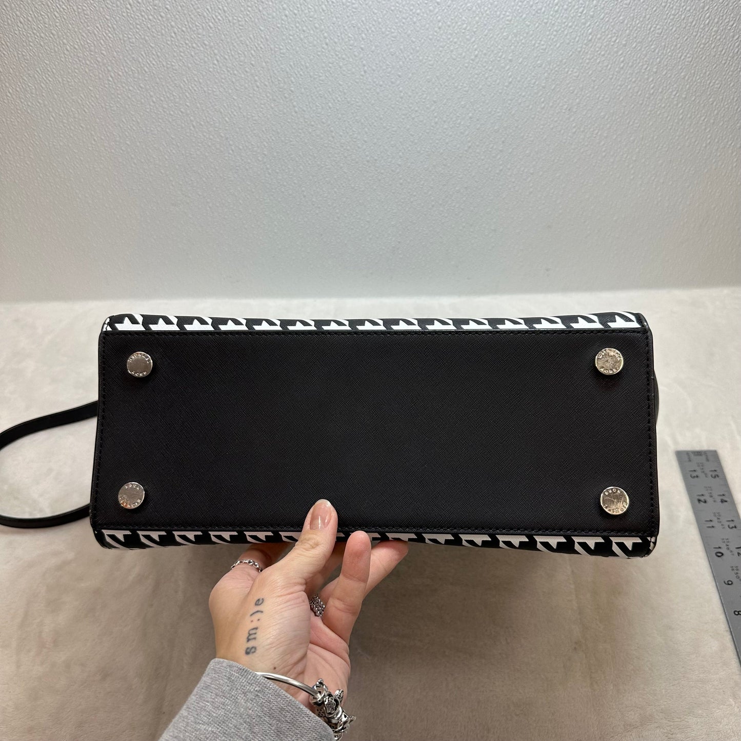 Crossbody Designer By Michael By Michael Kors, Size: Medium