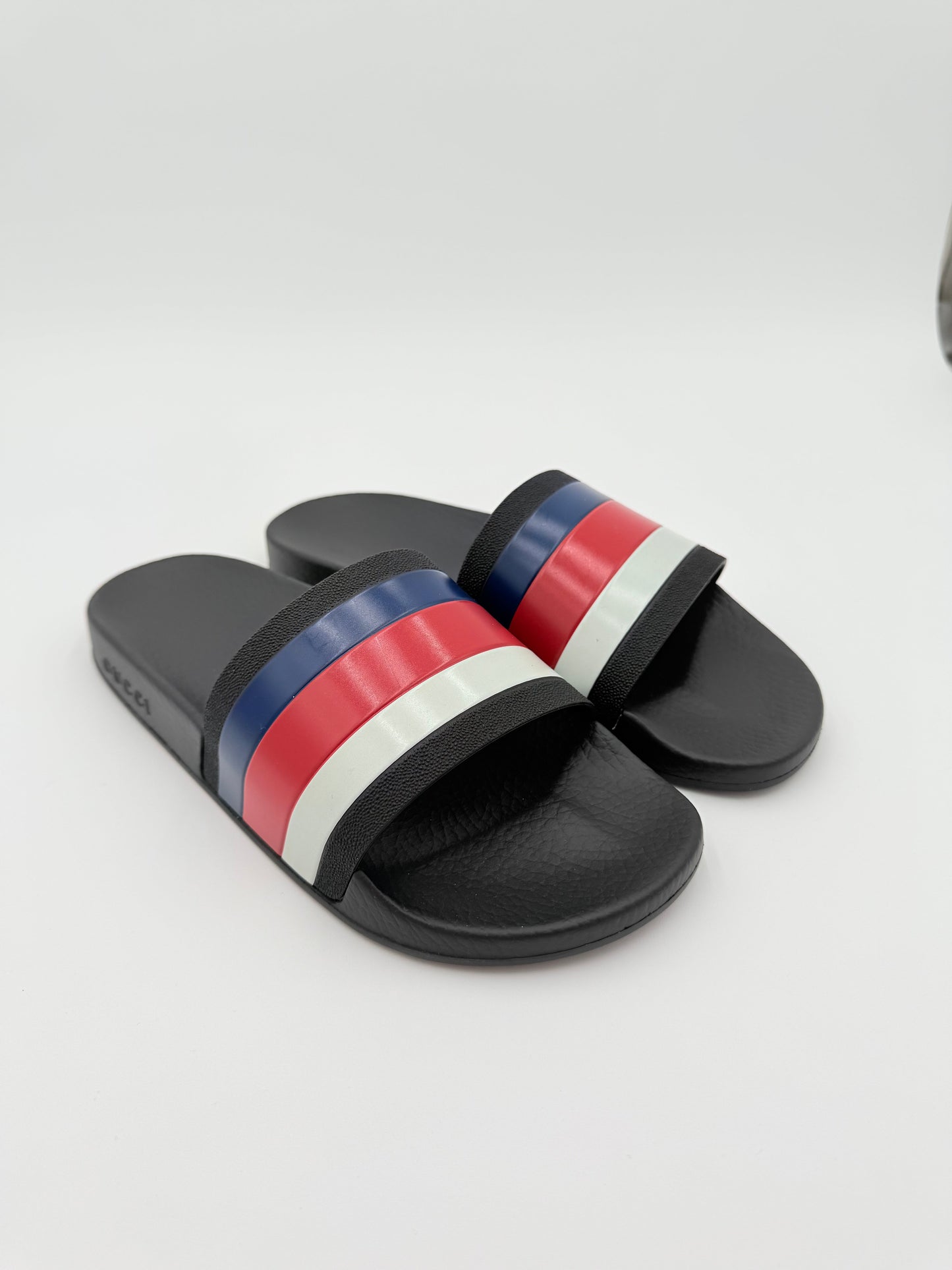 Sandals Luxury Designer By Gucci In Black, Size:10