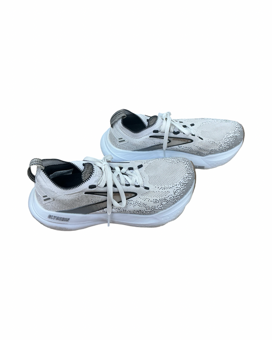Shoes Athletic By Brooks In Cream & White, Size:6