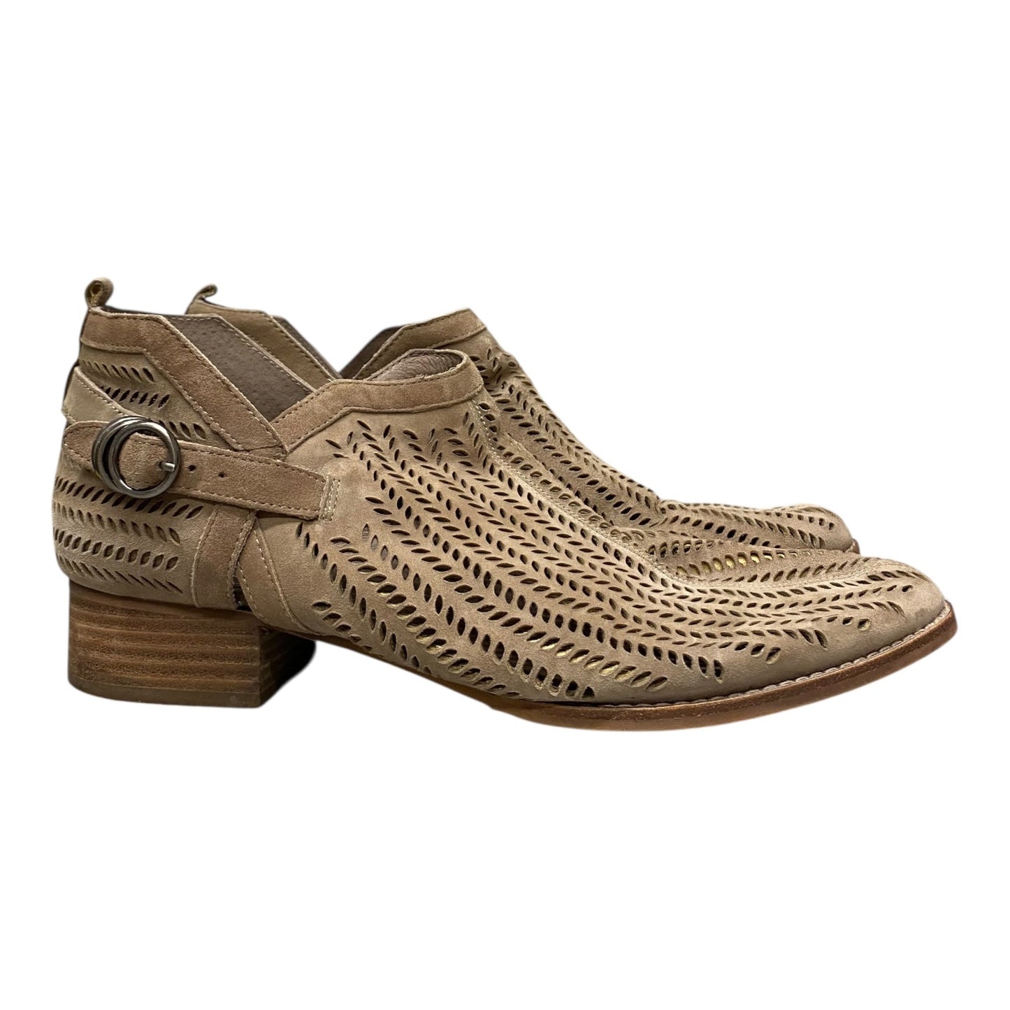 Shoes Flats By Vince Camuto In Brown, Size:12