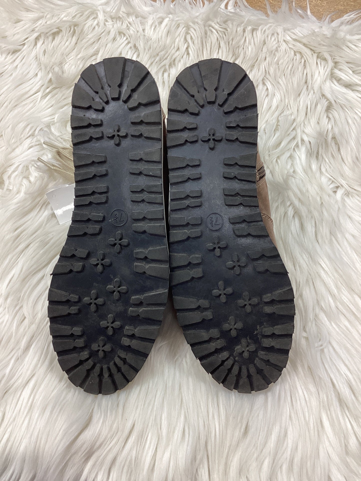 Boots Ankle Flats By Universal Thread In Brown, Size:7.5
