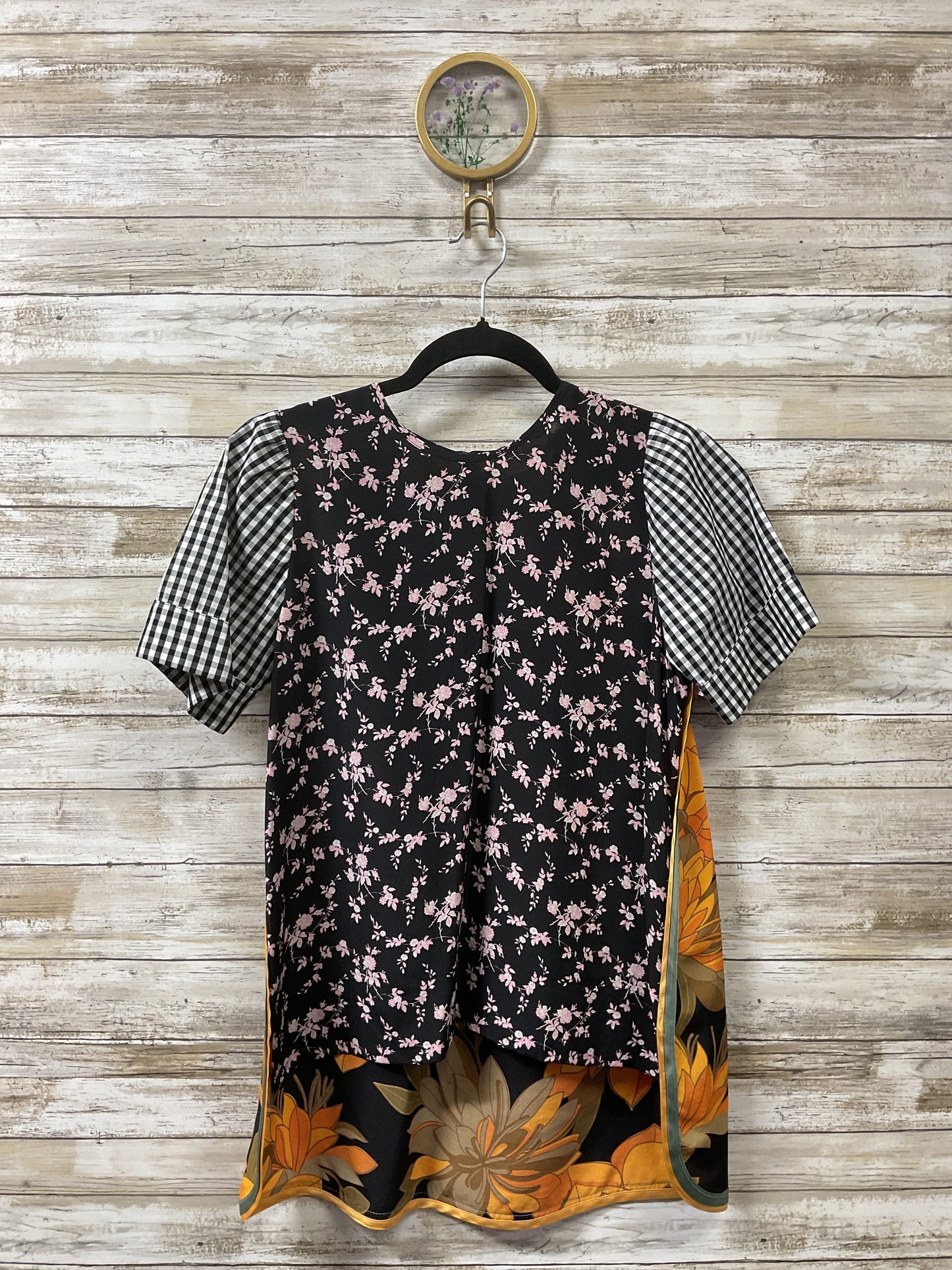 Top Ss By Cmb In Floral Print, Size:L