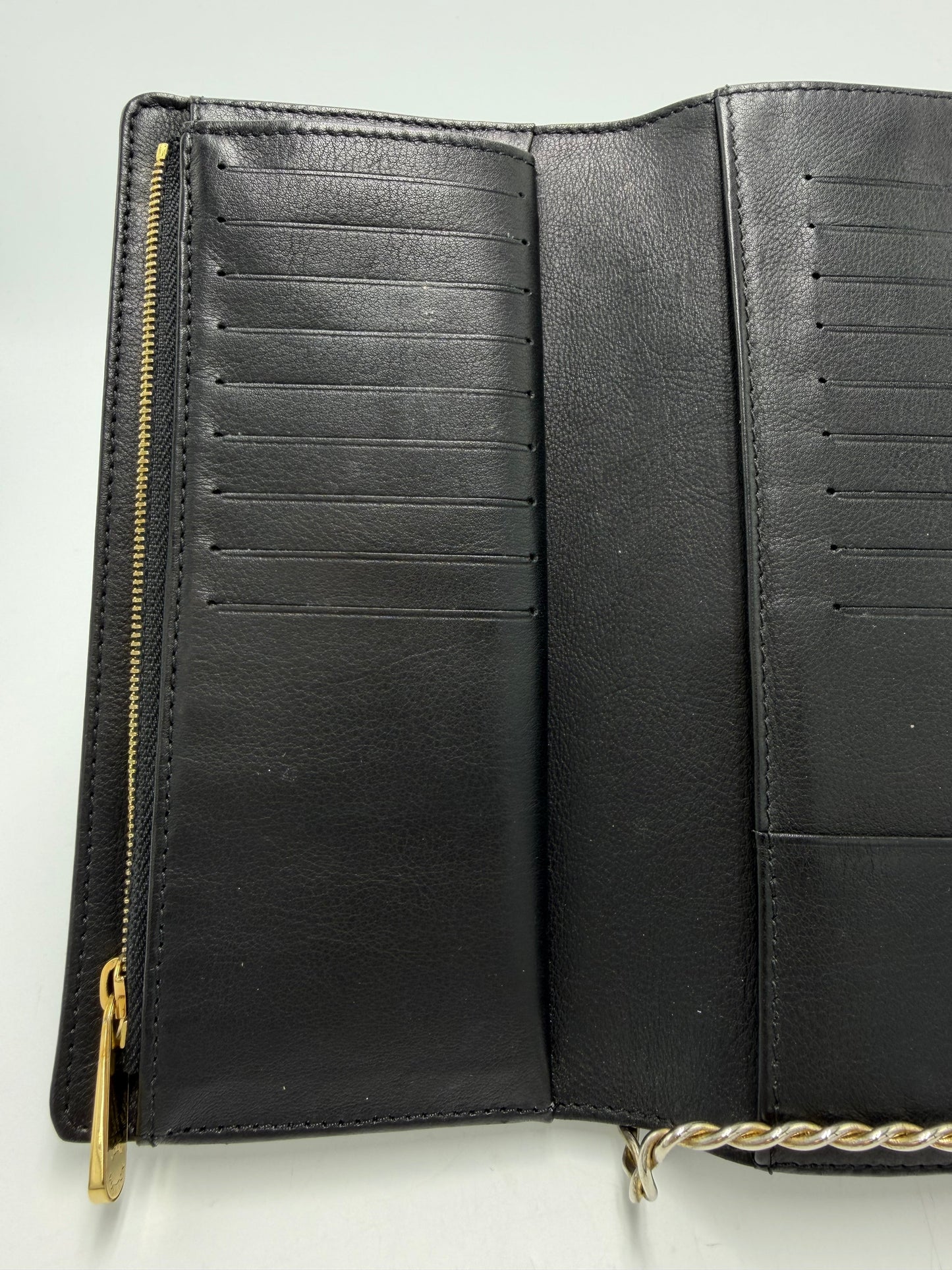 Wallet Luxury Designer By Louis Vuitton, Size: Medium