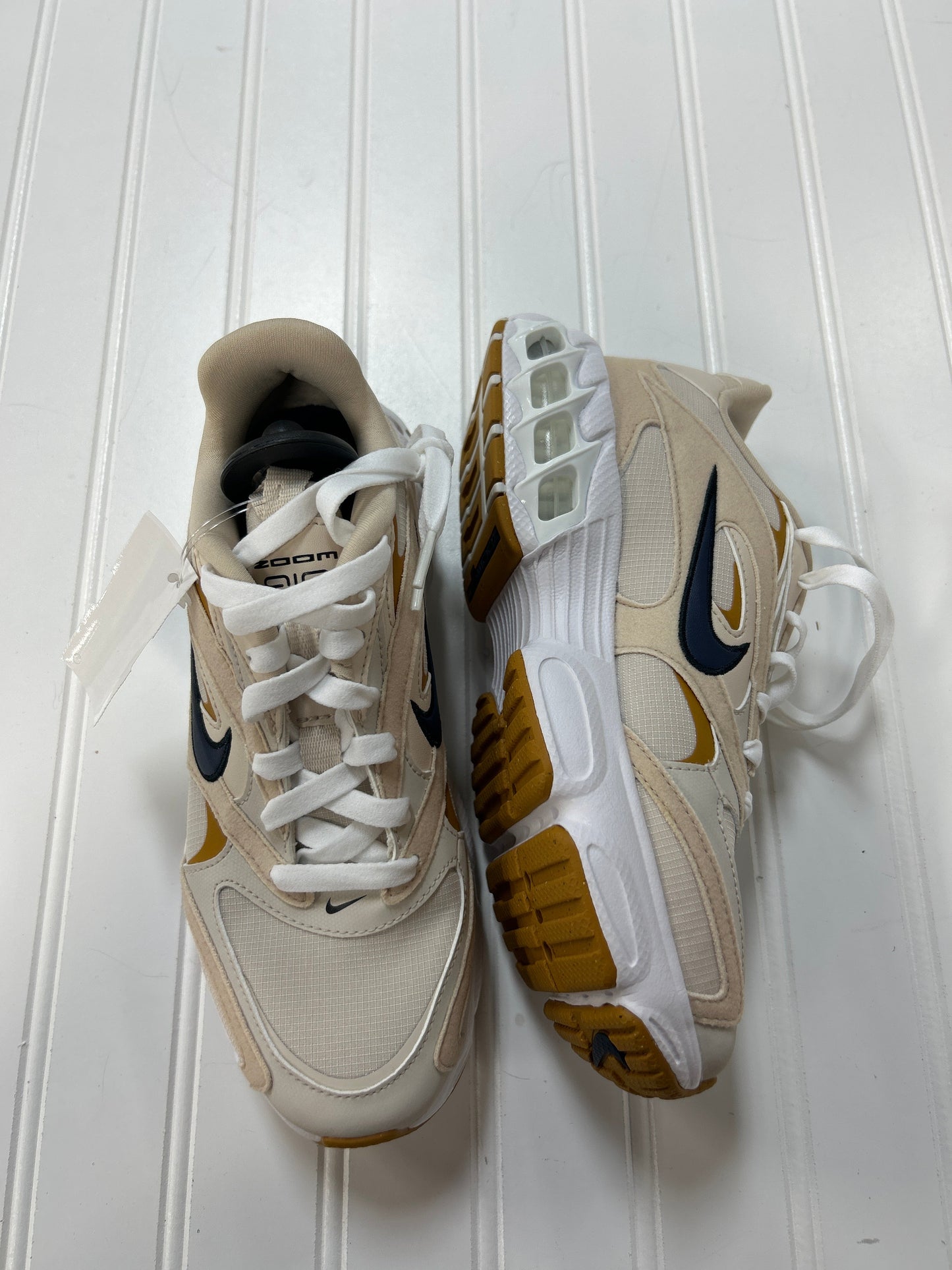 Shoes Athletic By Nike In Tan, Size:6