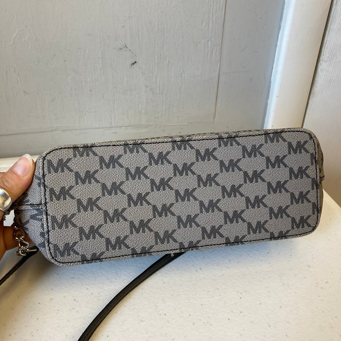 Crossbody Designer By Michael Kors In Grey, Size:Small