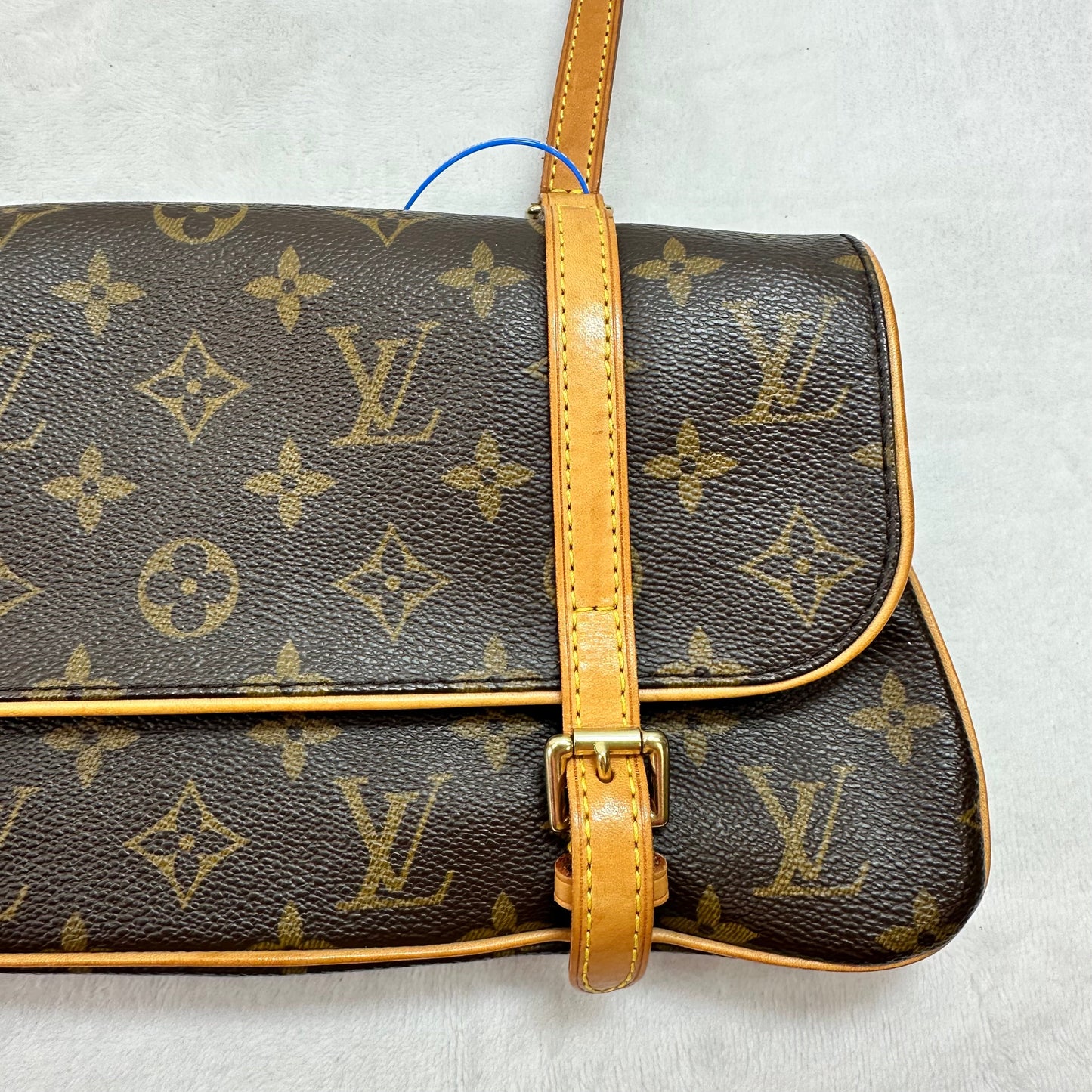 MARELLE Handbag Luxury Designer By Louis Vuitton, Size: Small