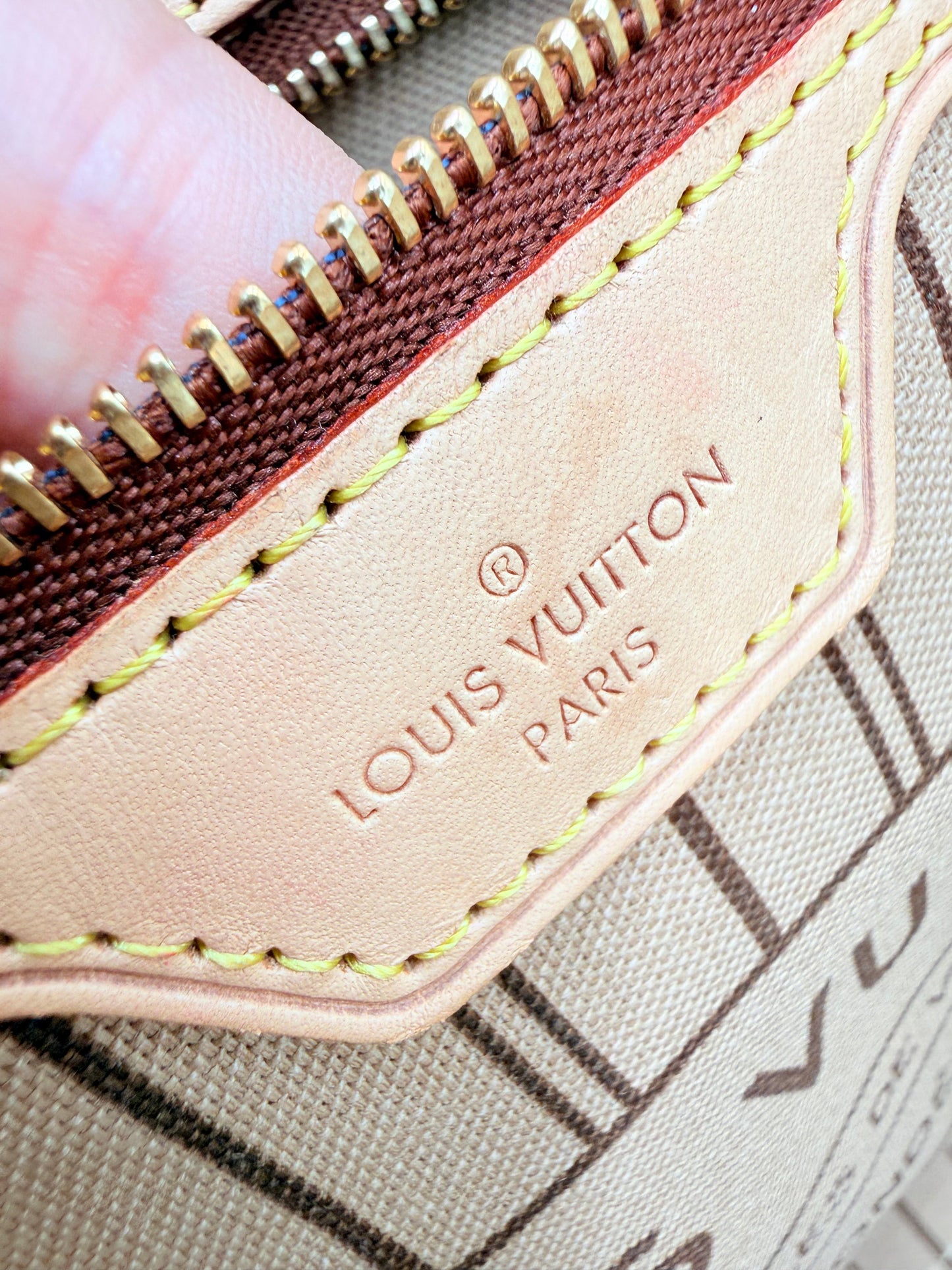 Handbag Luxury Designer By Louis Vuitton In Brown, Size:Medium