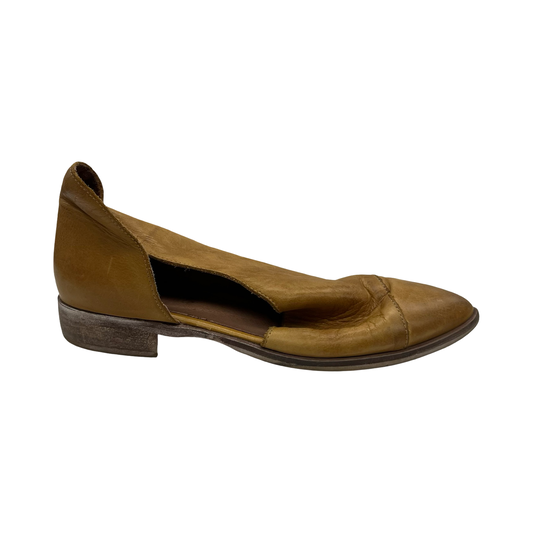 Shoes Flats By Free People In Brown, Size:9.5