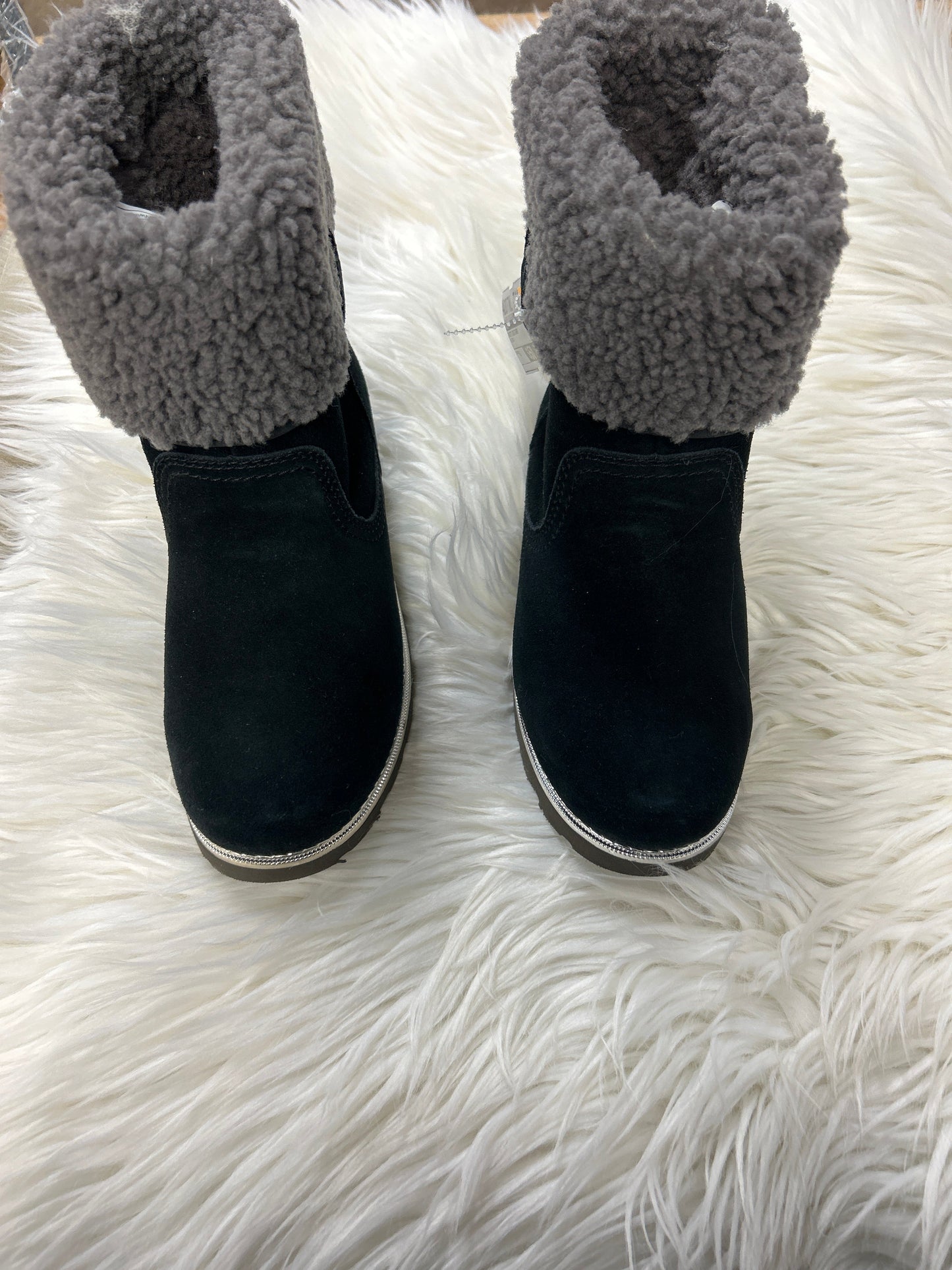 Boots Designer By Ugg In Black, Size:6