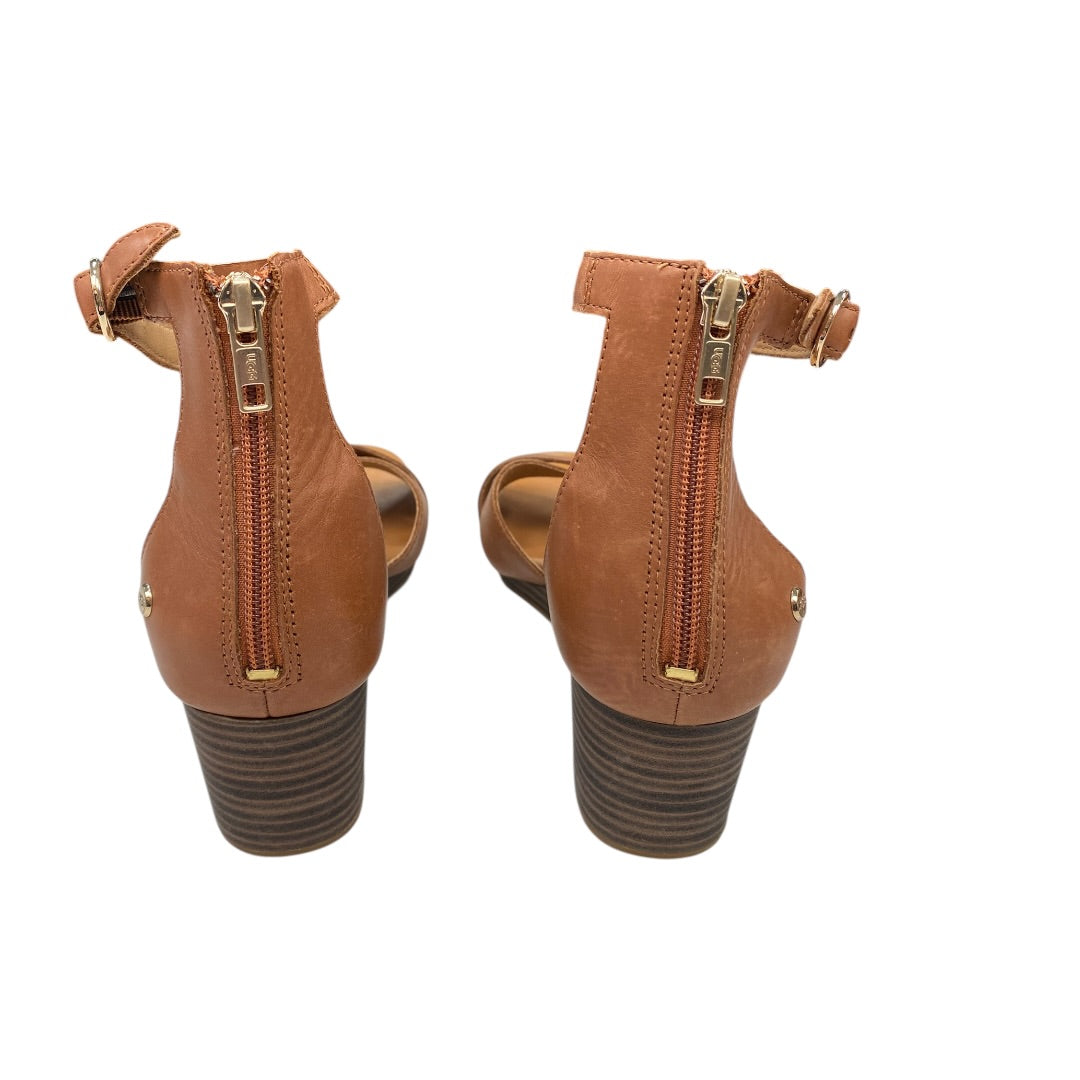Sandals Designer By Ugg In Brown, Size:9