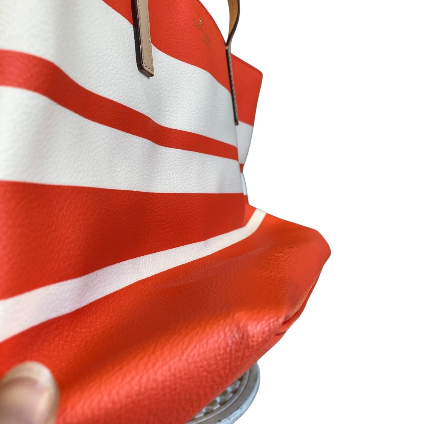 Handbag Designer By Kate Spade In Striped Pattern, Size:Medium