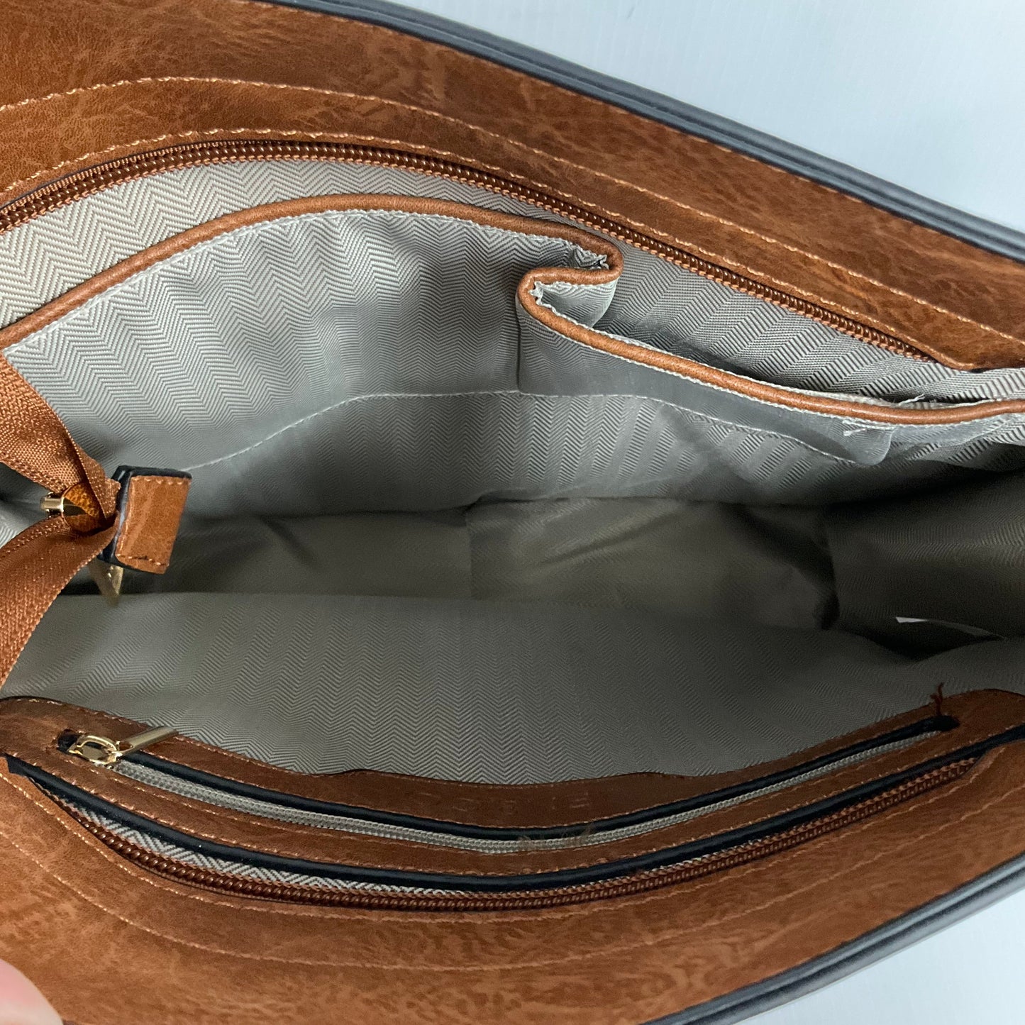 Crossbody By Jen & Co, Size: Medium