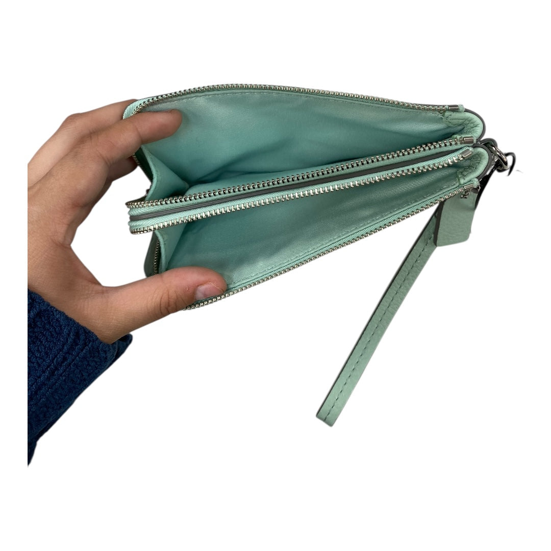 Wristlet Designer By Coach In Green, Size:Medium