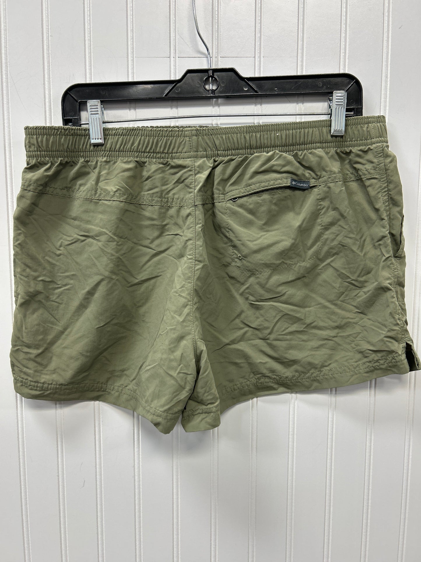 Athletic Shorts By Columbia In Green, Size:L