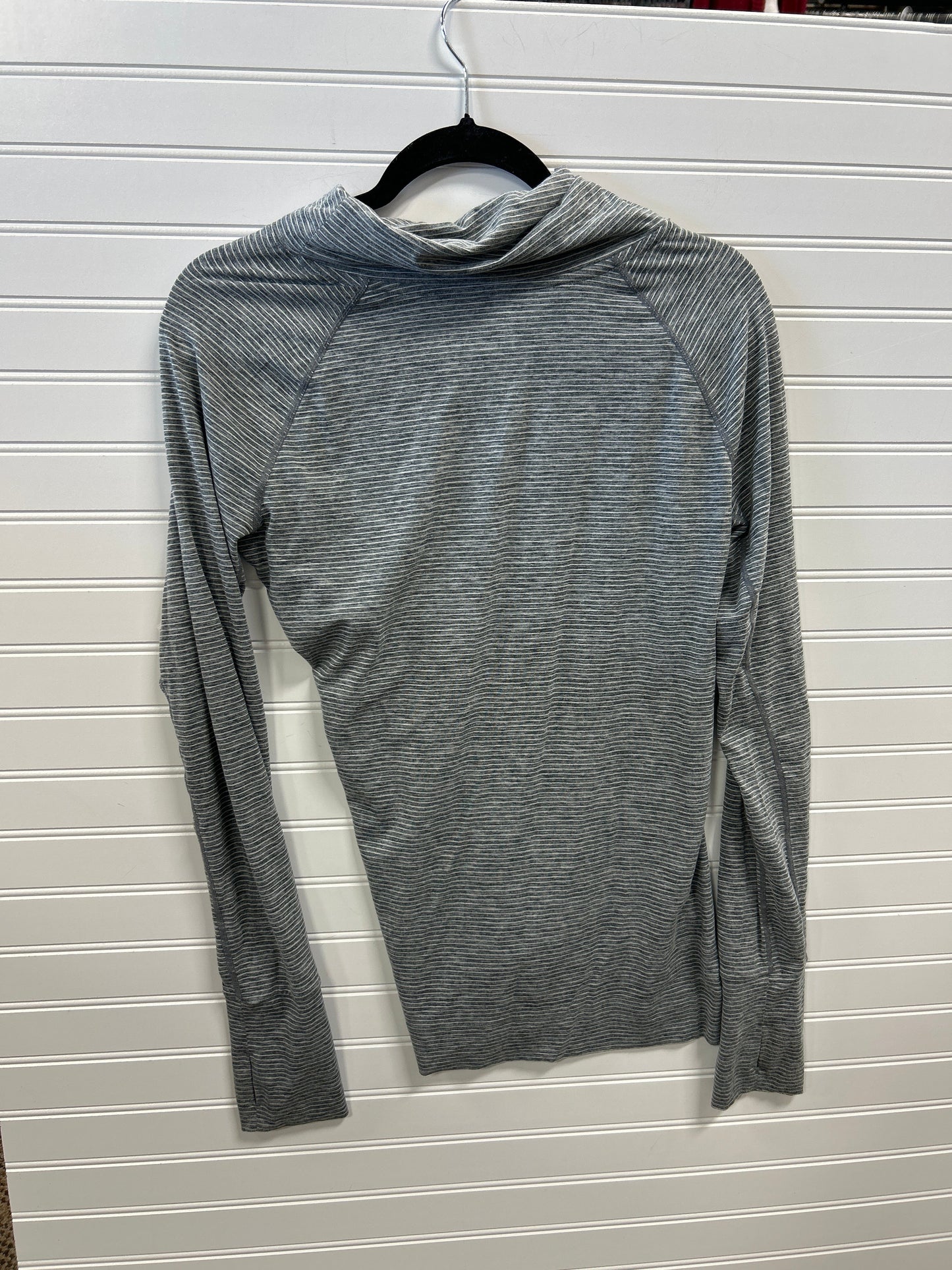 Athletic Top Ls Collar By Gapfit In Grey, Size:M