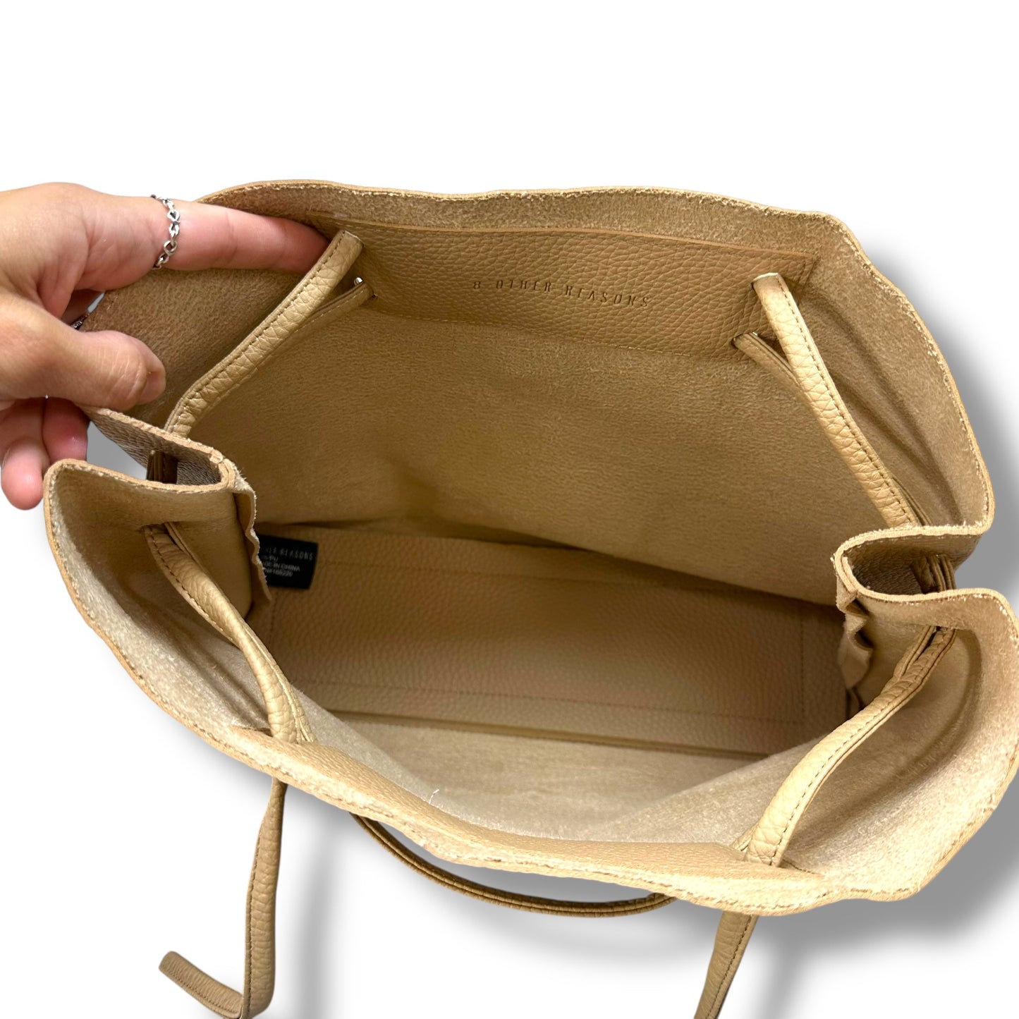 VEGAN LEATHER SLOUCHY BUCKET BAG By 8 Other Reasons, Size: Small