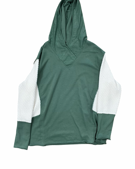 Sweatshirt Hoodie By Clothes Mentor In Green, Size:M