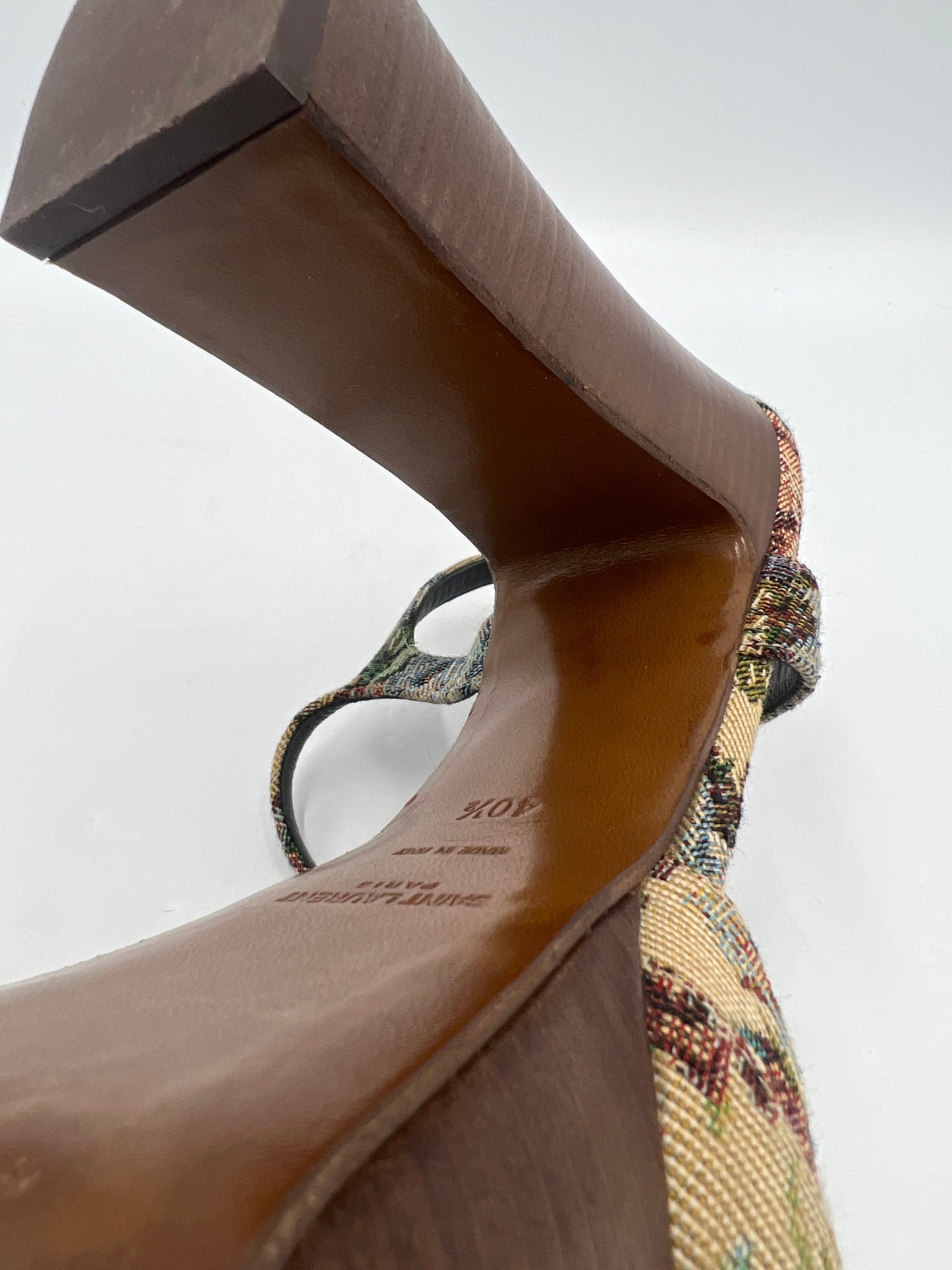 Yves Saint Laurent Shoes  Size: 10.5 / 40.5