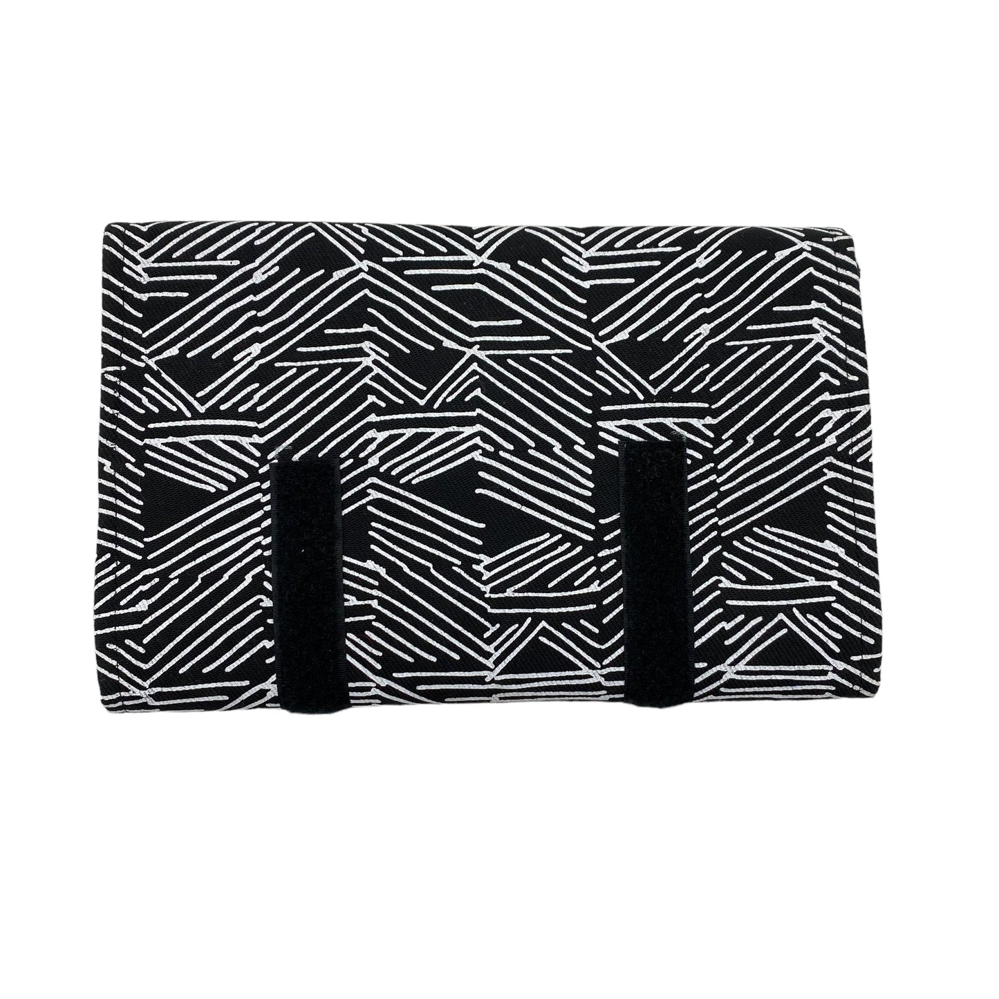 BLACK & WHITE JEWELRY CASE by CLOTHES MENTOR