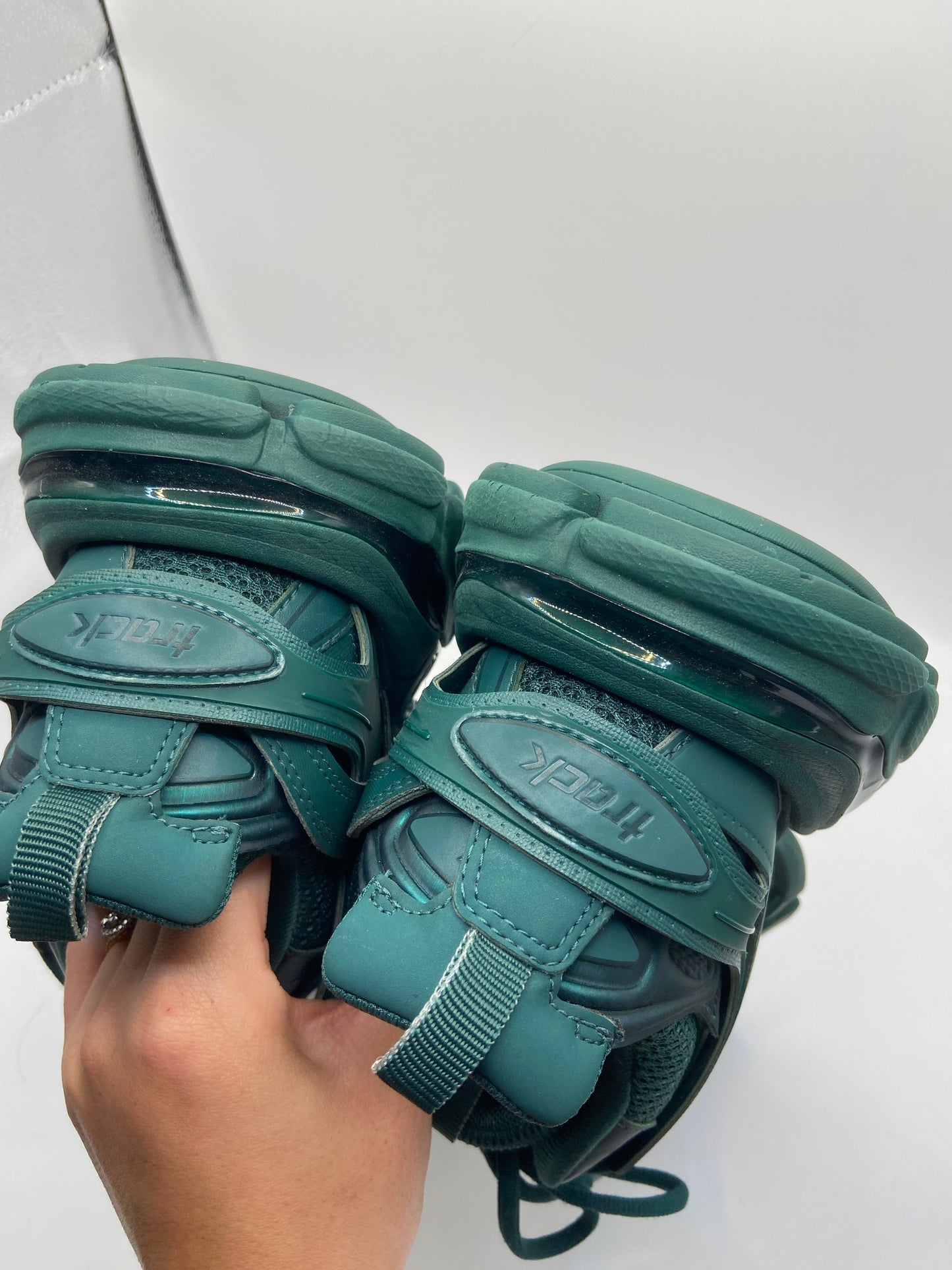 Shoes Luxury Designer By Balenciaga In Green, Size: 9