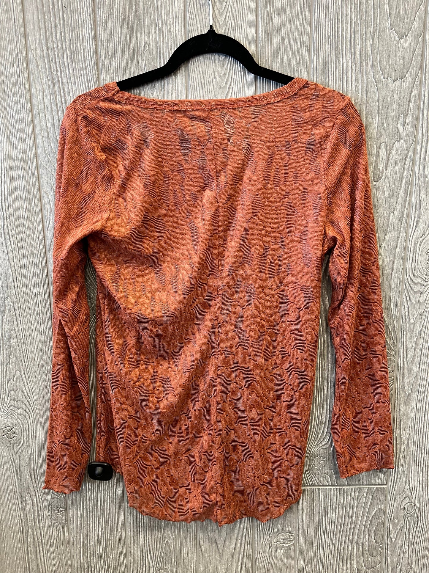 Top Long Sleeve By Maurices In Orange, Size: M