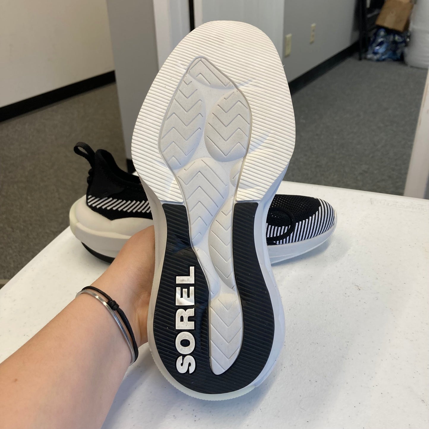 Shoes Athletic By Sorel In Black & White, Size:8